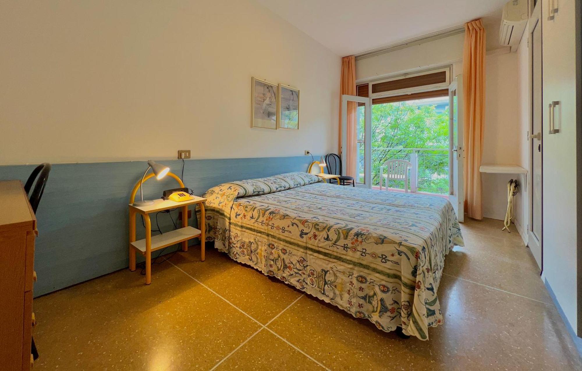 Hotel Myriam Lignano Sabbiadoro Exterior photo